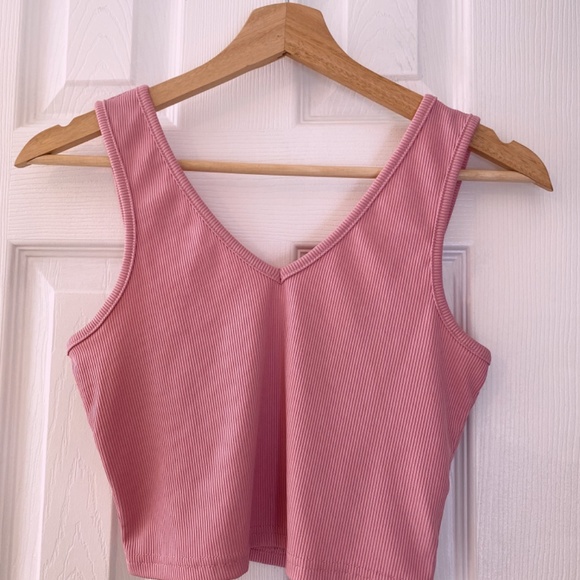 pink v neck crop top - Picture 2 of 2